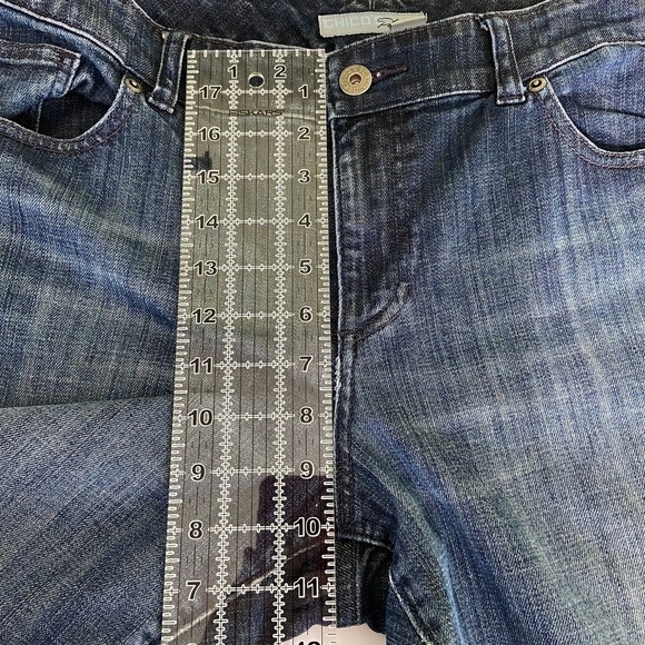 Chico's Platinum Jeans Ultimate Fit Slim Leg Stretch Denim Blue US Size 8 - Picture 12 of 13
